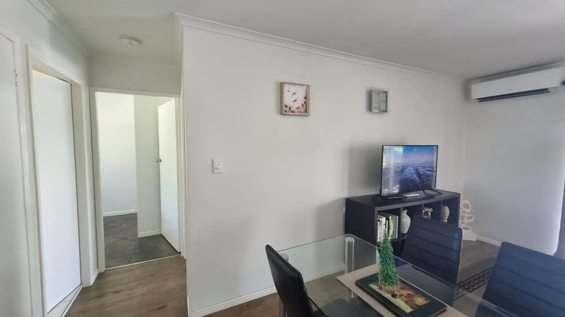 Residential Two-Bedroom Unit On The Strand, Self-Check In, Wi-Fi タウンズビル